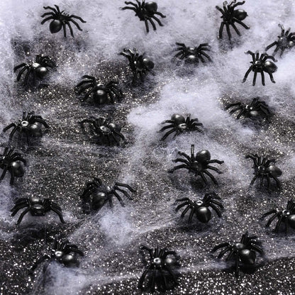 WHXGQ 200 Pcs Plastic Bats Spiders Halloween Mini Bats and Fake Spiders for Decorations Creepy Scary Prank Toys Plastic Insec Toys Halloween Miniatures