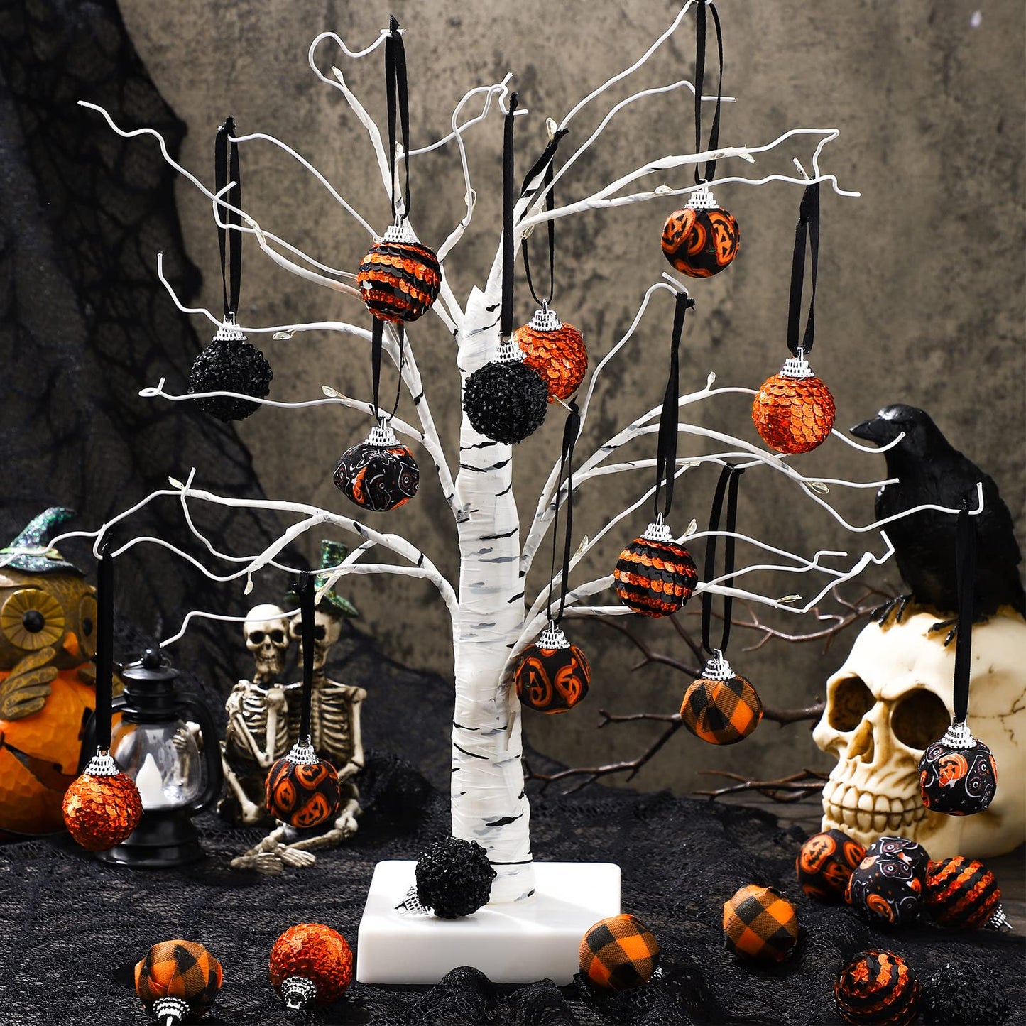 Lenwen 24 Pcs Halloween Tree Ball Ornaments 1.18 Inch Halloween Tree Decorations Glitter Black Orange Sequin Balls for Christmas Party Decor