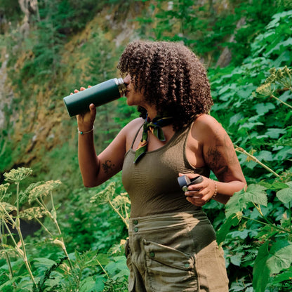 Hydro Flask Water Bottle - Insulated Stainless Steel - Wide Mouth Flex Lid, Non Spill, Leakproof and Refillable in 32 Oz Indigo Blue