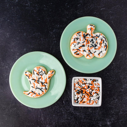 Halloween Frosting Kit with Sprinkles & Eyeballs – 11.31 oz Decorating Set with 3 Frosting Tubes (Orange, Black, White), 4 Nozzles & 2 oz Sprinkle Mix – Cookie & Cupcake Kit for Kids & Families