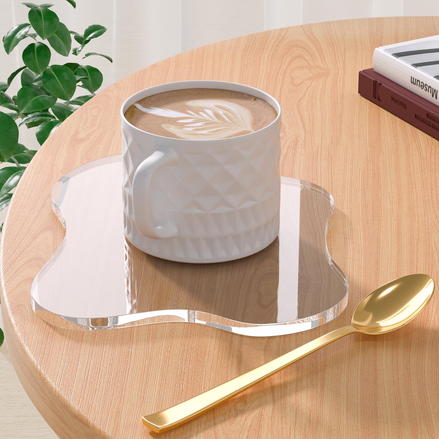Leadiy Acrylic Coaster Decorative Plates, Irregular Bar Drink Coaster, Clear Cloud Shape Coffee Cup Coaster, Perfect for Tabletop Protection and Accessories Display.(Clear)