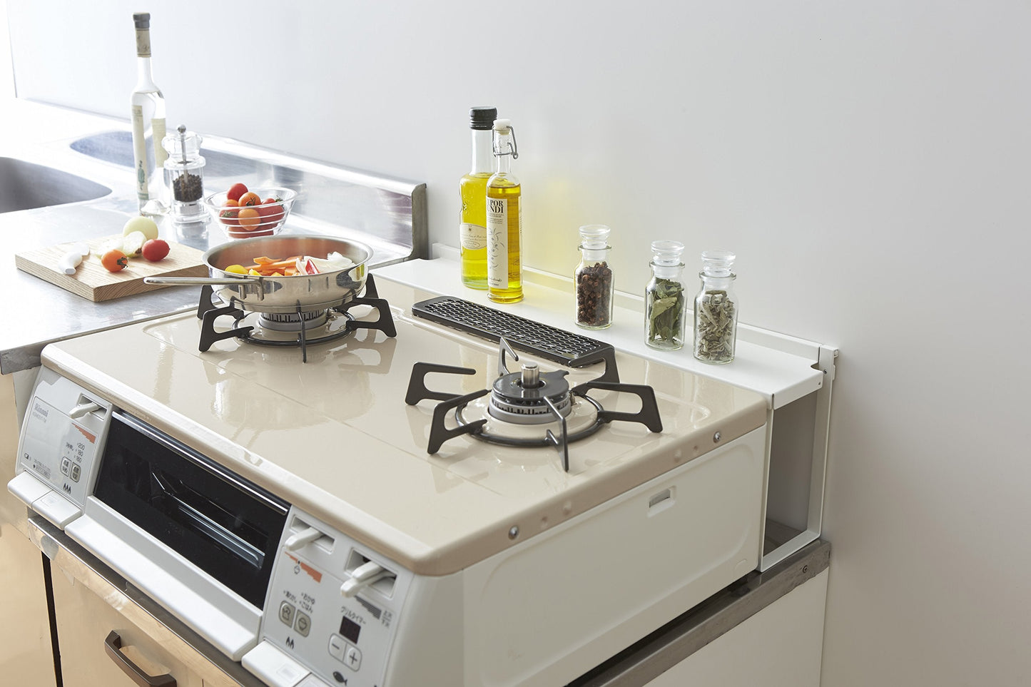 Yamazaki 3487 Stove Deep Gap Rack, White, Approx. W 22.8 x D 4.3 x H 7.7 inches (58 x 11 x 19.5 cm), Plate, Kitchen Rack, Back of Stove, Cover