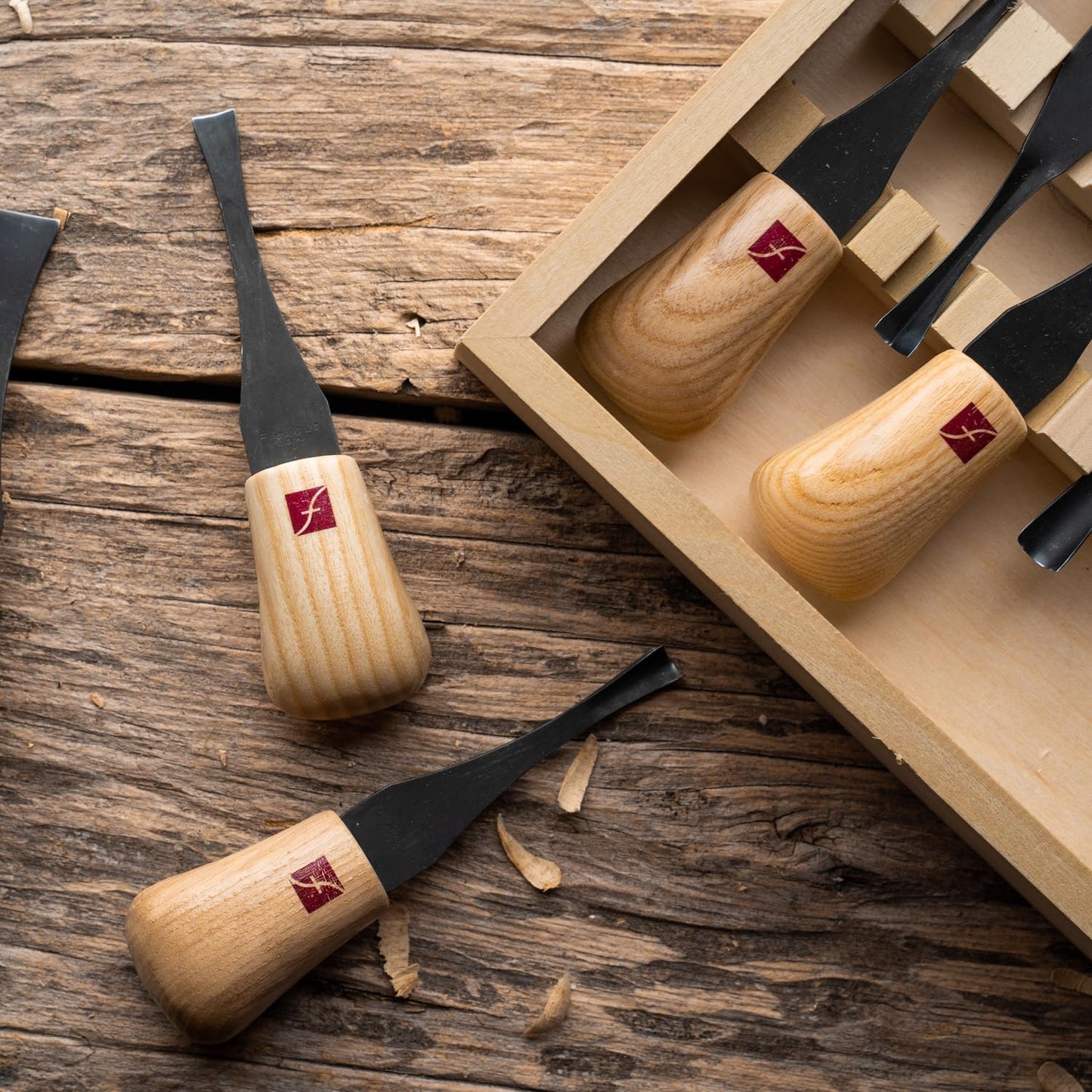 Flexcut Carving Tools Deluxe Palm Gouge Set FR405, Wood Crving Kit, Razor-Sharp 1095 High Carbon Steel Blade, Made in the USA