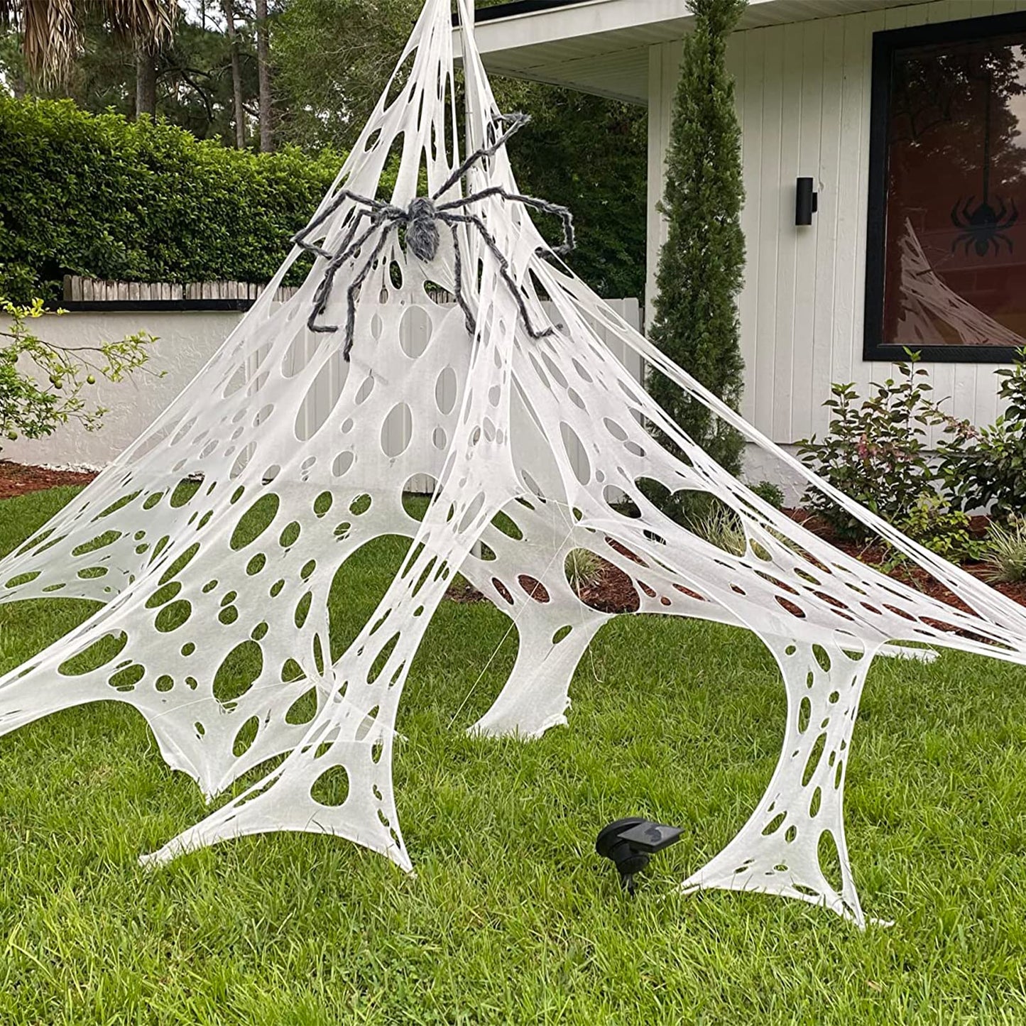 DAZONGE 2 Packs Spider Webs Halloween Decorations Outdoor, 900sqft Stretchy Spider Webbing for Halloween Decor, Spooky Spider Web Decorations for Hunted House Halloween Party