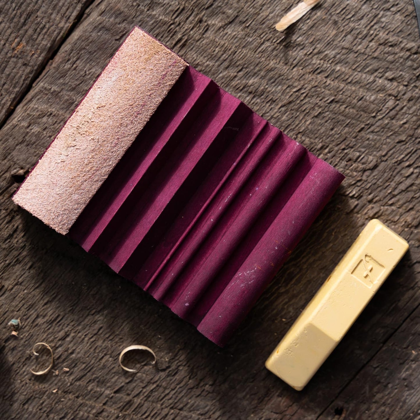 Flexcut SlipStrop, Polish and Debur Cutting and Carving Tools For Razor Sharp Blade Edges