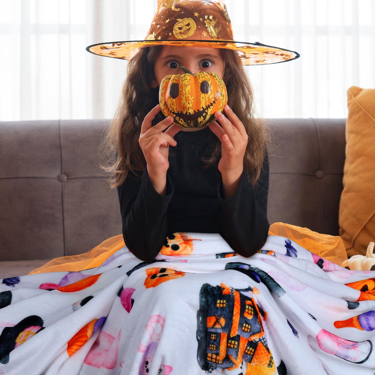 Halloween Throw Blanket Gifts, Pink Pastel Cute Ghost Pumpkin Witch Hat Soft Cozy Comfy 50 x 60 Flannel Blanket, Gift for Girls Kids Friends or Halloween Lovers