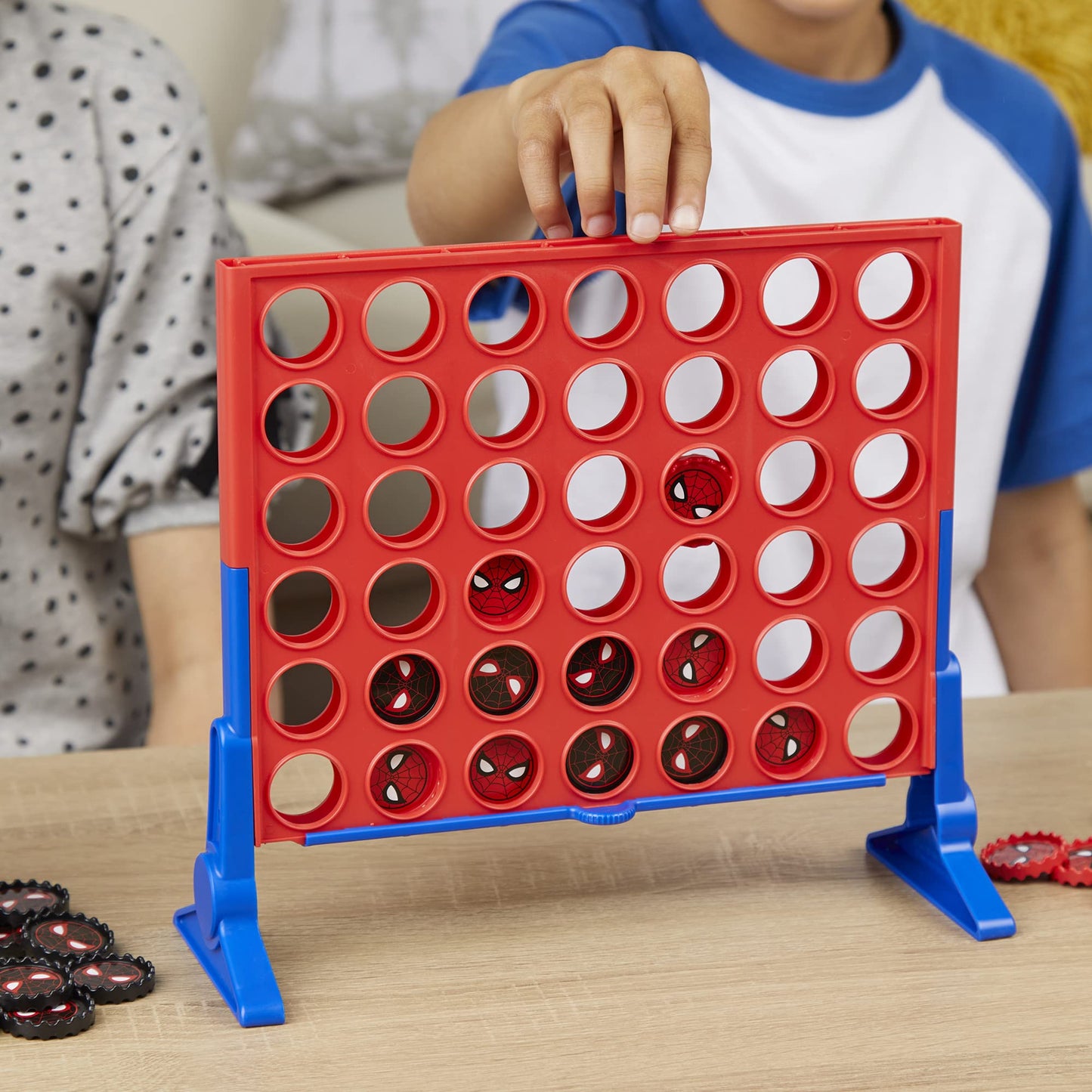 Hasbro Gaming Connect 4 Marvel Spider-Man Edition, Strategy Board Game for 2 Players, Ages 6 and Up (Amazon Exclusive)
