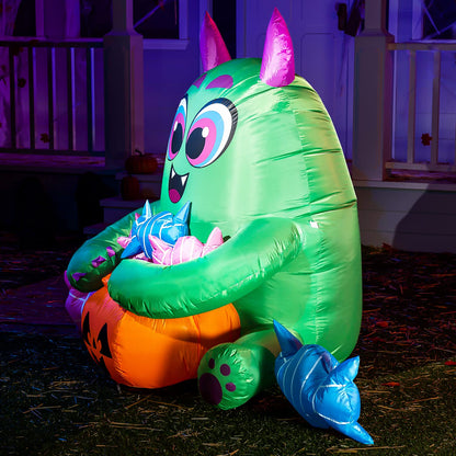Joiedomi 5 Ft Long Cute Halloween Inflatables Monster with Candies Outdoor Decorations, Blow Up Monster with Build-in LEDs Halloween Inflatables for Indoor, Outdoor, Yard, Garden, Lawn Decorations