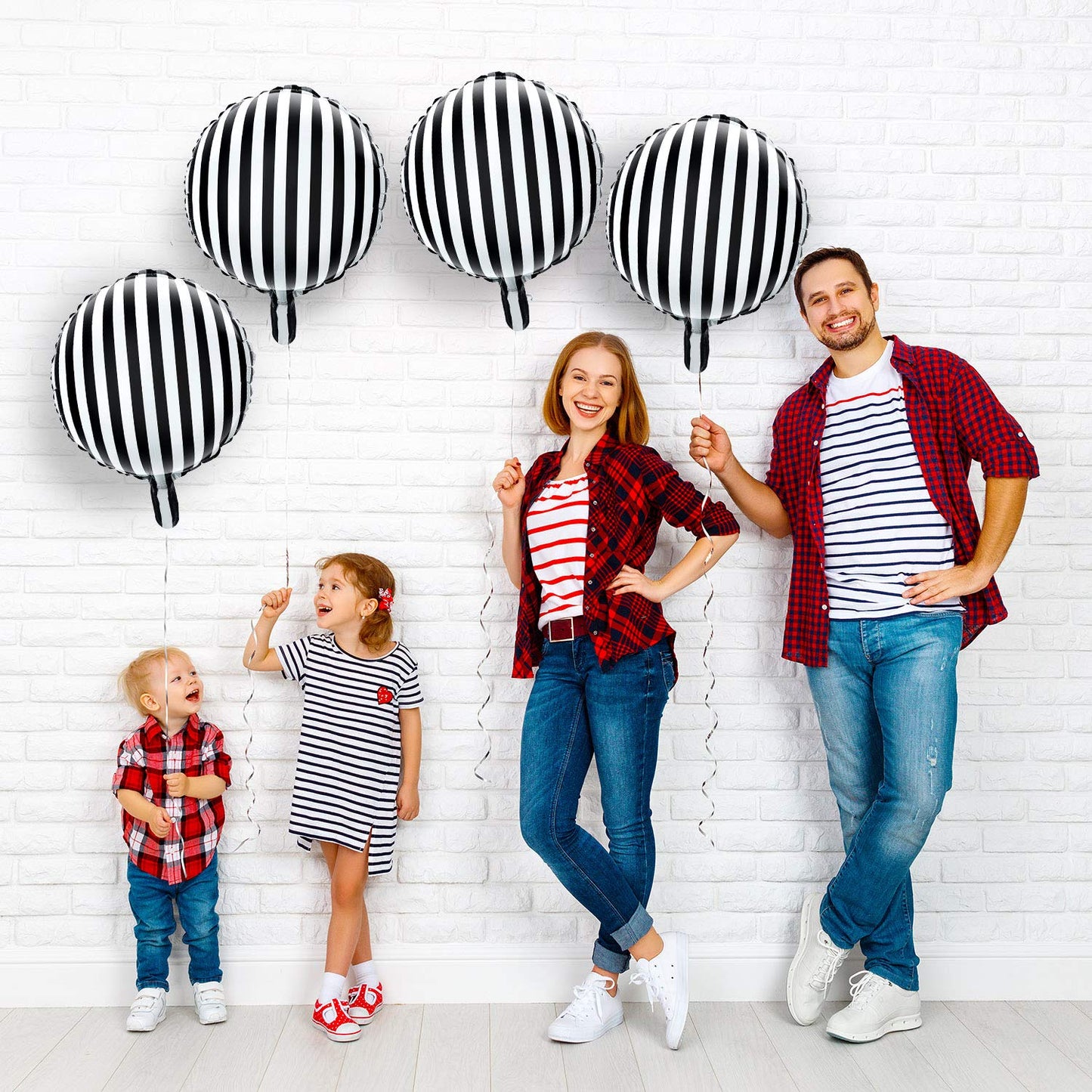 Gejoy 24 Pieces 18 Inch Black and White Striped Balloons Foil Black Striped Balloons for Halloween Birthday Family Party Decoration