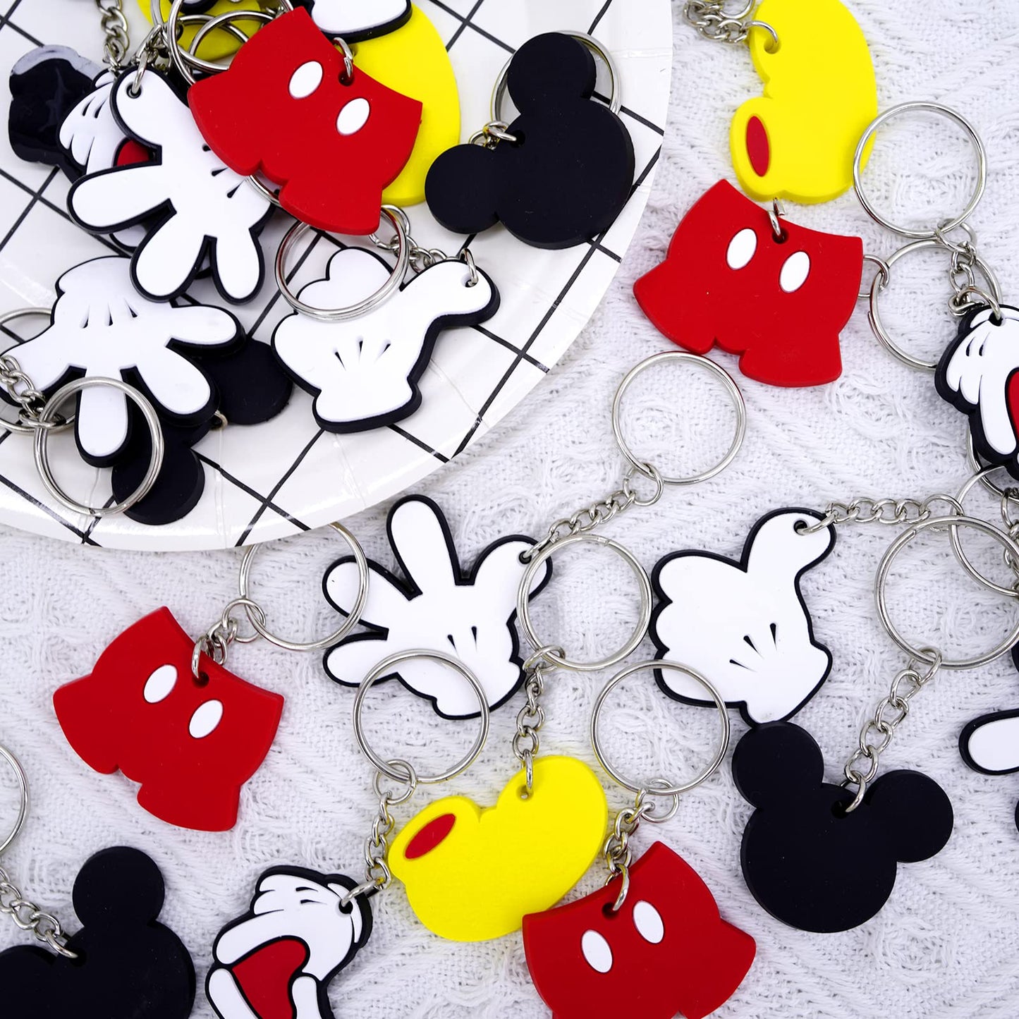 Lecinc 24 Pcs Mouse Keychain, Cute Mouse Silicone Keychain for Mouse Theme Party Favors Pendant, Mouse Birthday Party Supplies