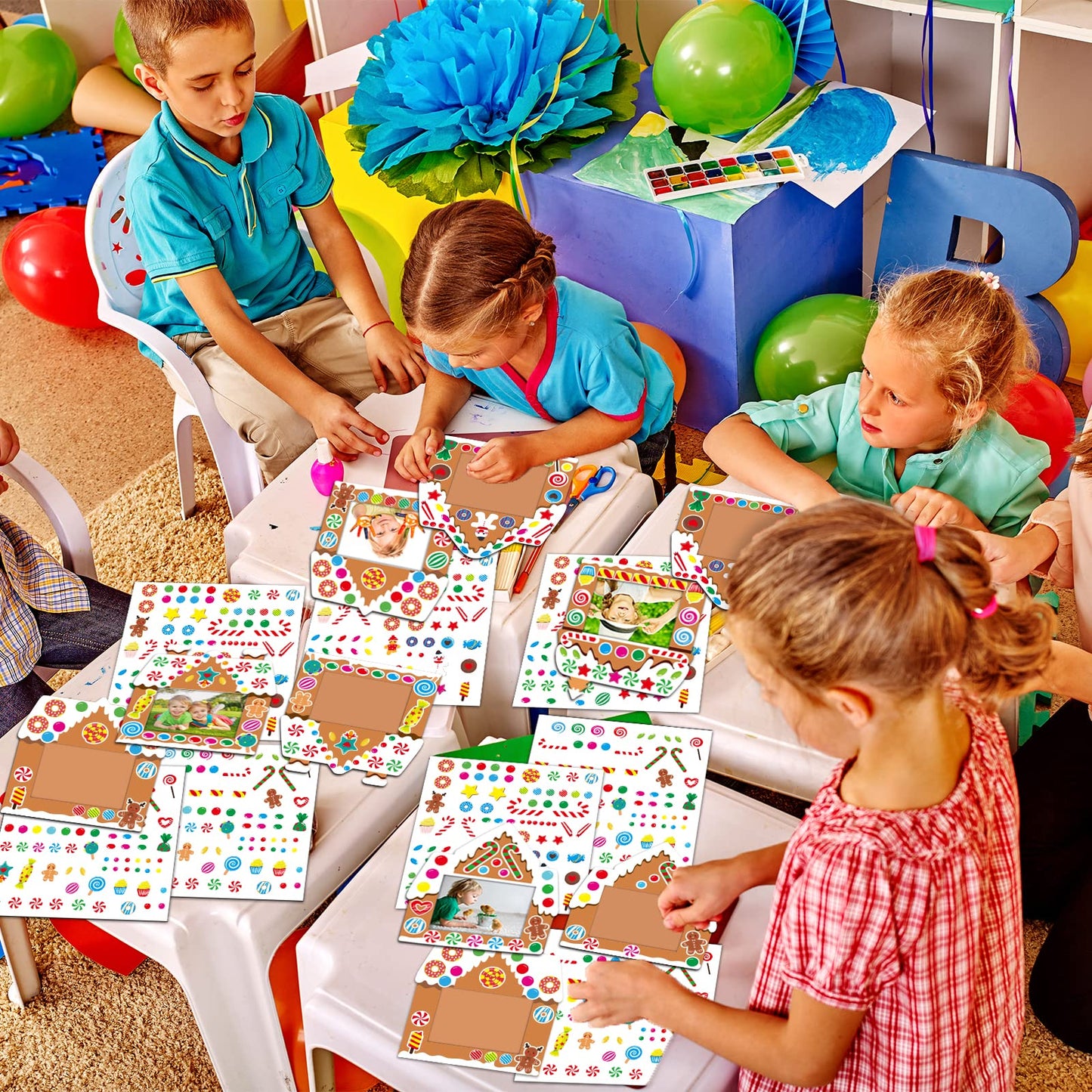 chiazllta 30 Packs Christmas Picture Frame Craft Kits for Kids, Xmas DIY Gingerbread Candy Craft Holiday Art Favor Home Class Game Activities for Kindergarten Preschool