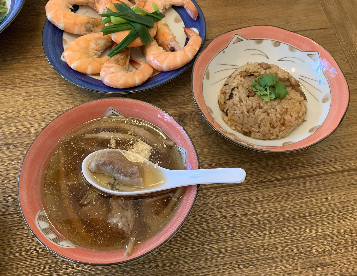 JapanBargain 2323x4, Set of 4 Asian Japanese Chinese Wonton Soba Rice Pho Ramen Noodle Soup Spoons, White/Blue