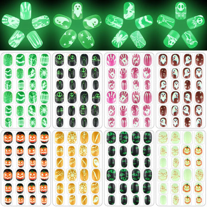 JANYUN Halloween Luminous Kids Fake Nails, 192 PcsGlowing Short Glow in Dark False Nails with Pumpkin Spider Bat for Girls Nail Art Party Decoration (Halloween Luminous)