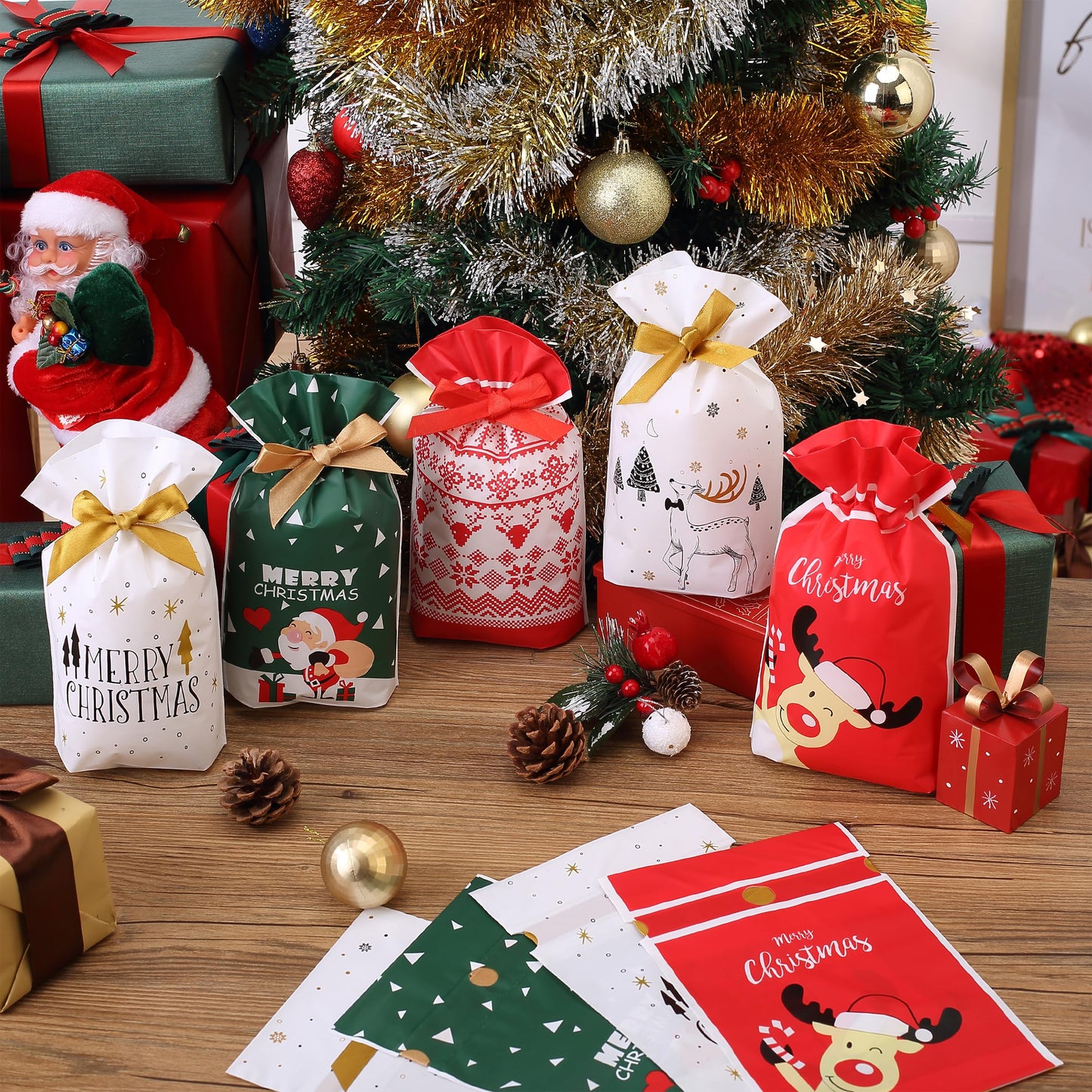 Mr. Pen- Christmas Drawstring Gift Bags, 32 pcs, Christmas Gift Bags Assorted Sizes, Christmas Bags with Drawstring, Christmas Gift Bags Bulk, Drawstring Christmas Gift Bags Drawstring, Gift Wrap Bags