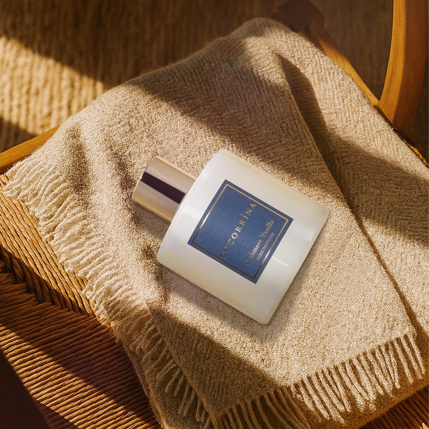 Cocorrína Premium Reed Diffuser Set with Preserved Baby's Breath & Cotton Stick Cashmere Vanilla | 6.7 fl oz Scent Fragrance Oil Diffuser for Bedroom Bathroom Home Décor