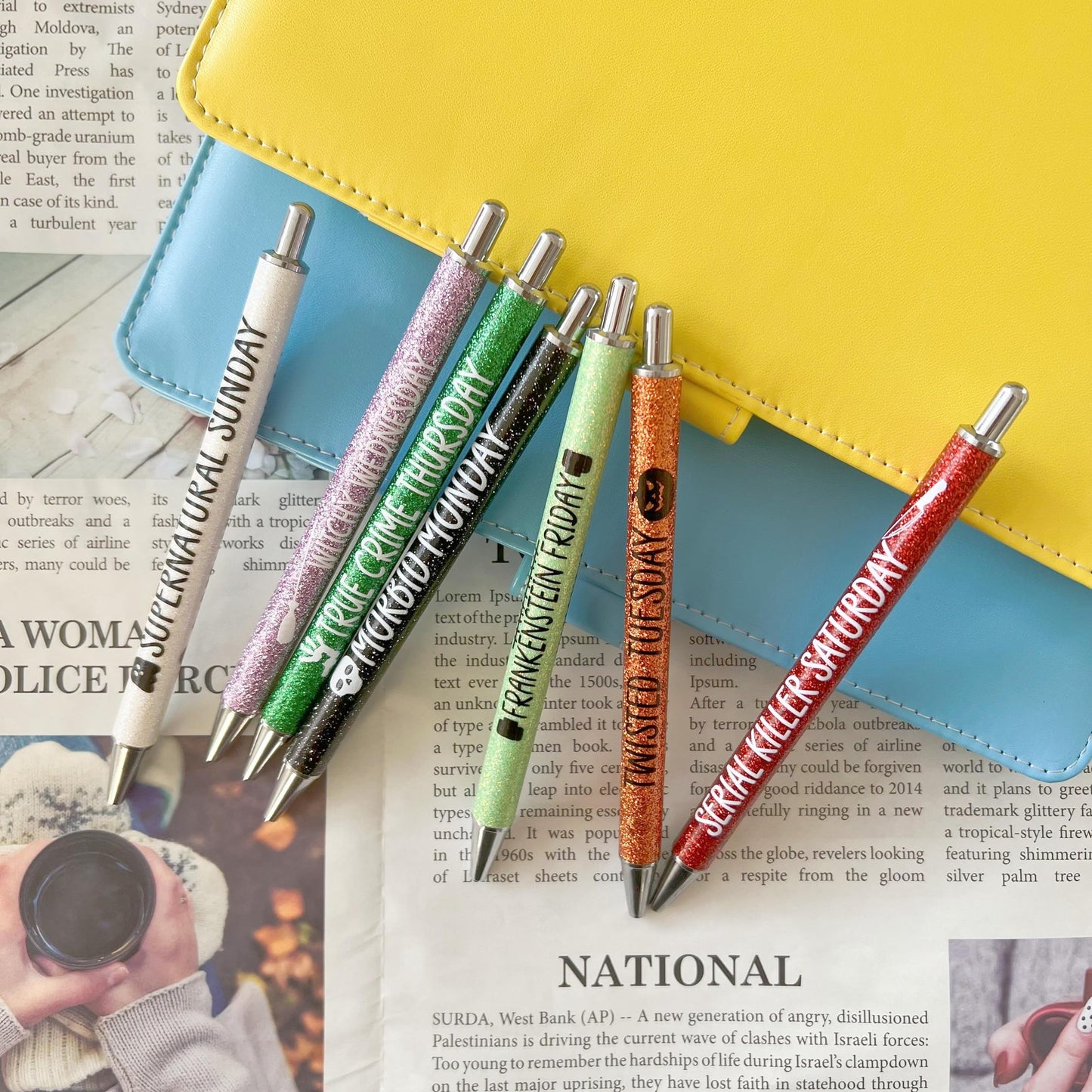 Jxueych 7Pcs Halloween Weekday Pens Glitter Pen with Funny Sayings Vibrant Passive Fancy Ballpoint Pens Cute Gifts for Colleagues Office Supplies (Halloween Pen Set)