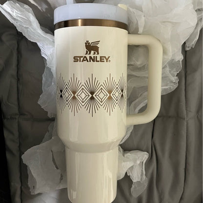 Cream White Stanley – Elegant Simplicity, Timeless Design